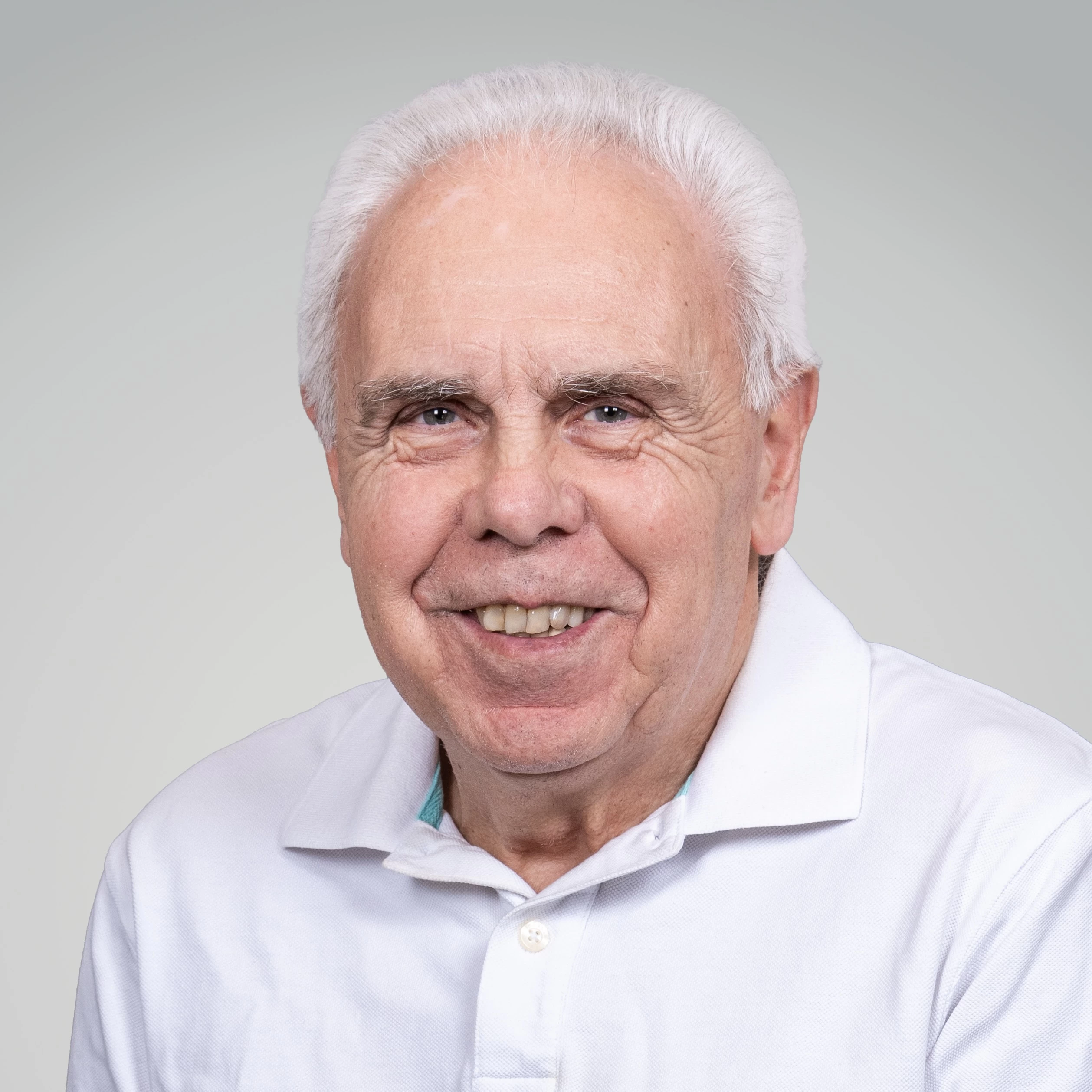 Dr. Walter György